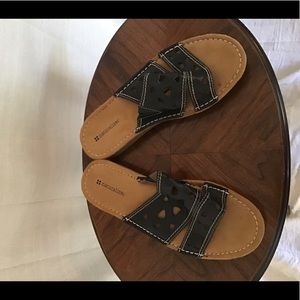Naturalized Sandals
